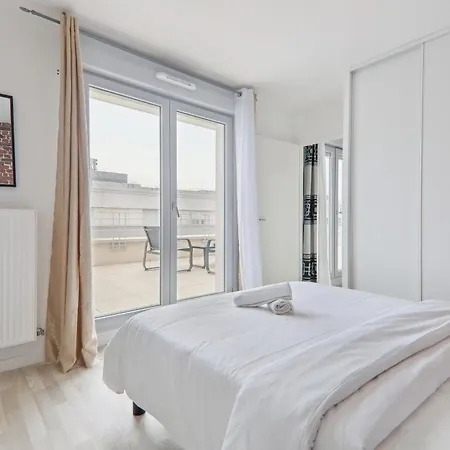 شقة Chic And Spacious Apart With Parking